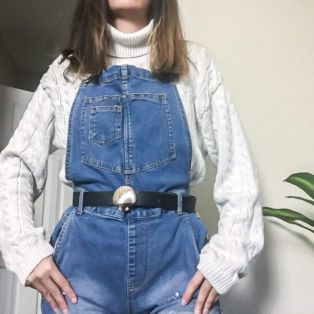 Classic Denim Distressed Overall Shorts - Picture 9 of 13